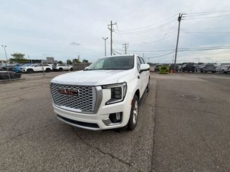 Used 2022 GMC Yukon XL Denali AWD/4WD video 1