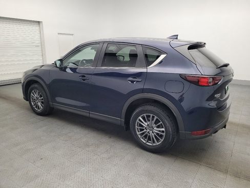 Used 2017 MAZDA CX-5 Touring image 3
