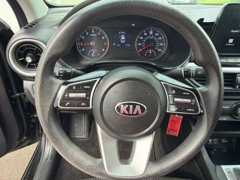 Used 2021 Kia Forte LXS FWD image 15