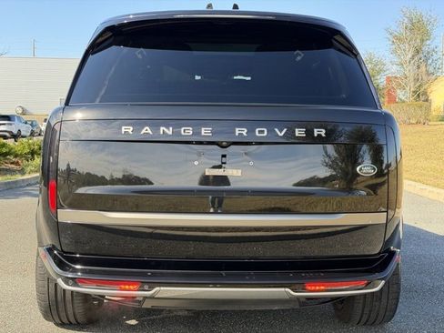 Used 2023 Land Rover Range Rover Long Wheelbase SE image 8