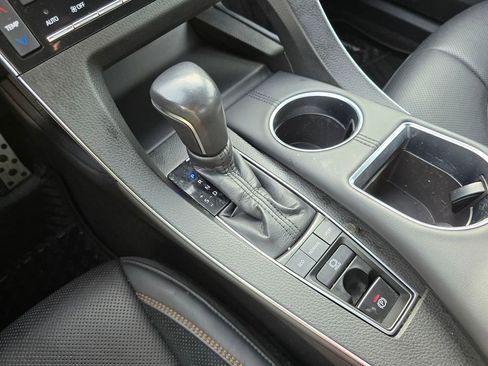 Used 2021 Toyota Avalon XSE image 36