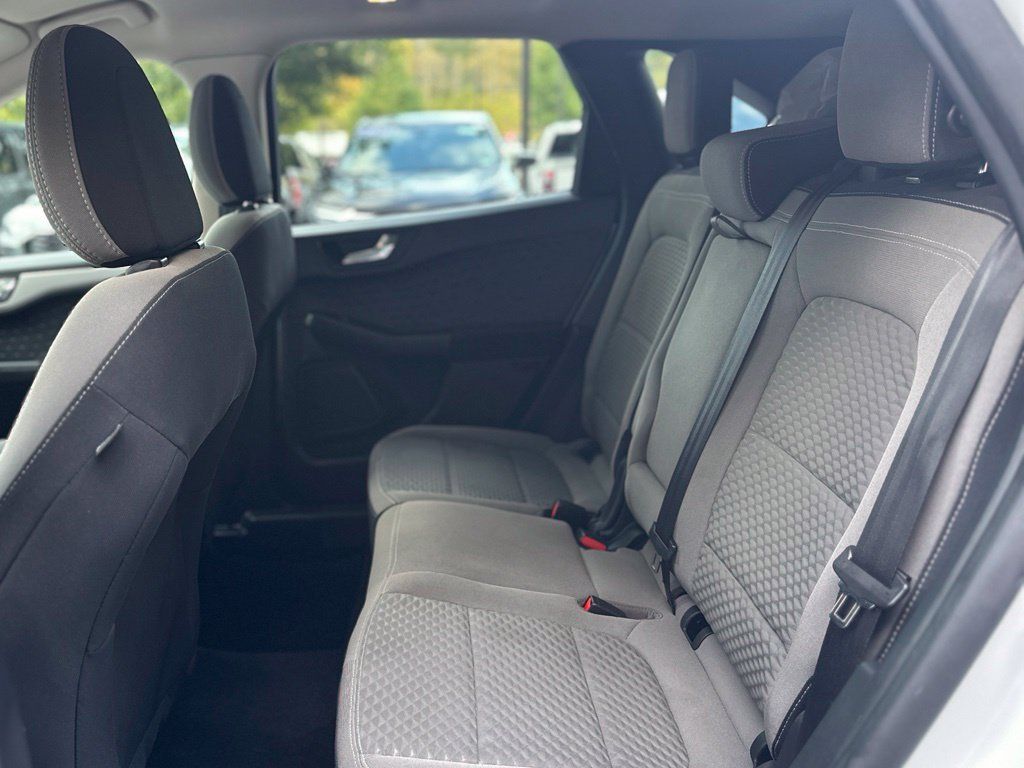 Used 2020 Ford Escape SE AWD/4WD image 5