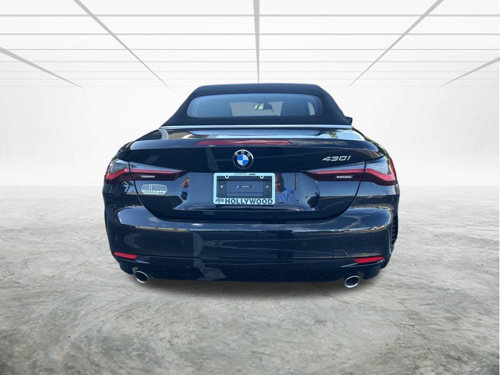 Used 2025 BMW 430i Convertible w/ Premium Package RWD image 5