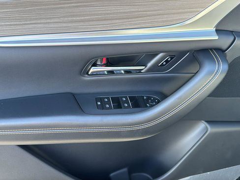 New 2026 MAZDA CX-90 Plug-In Hybrid w/ Preferred image 8