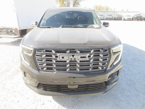 New 2026 GMC Acadia Denali Ultimate image 11