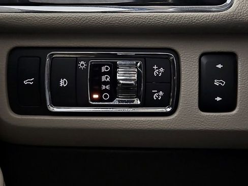 Used 2022 Lincoln Navigator Reserve AWD/4WD image 29