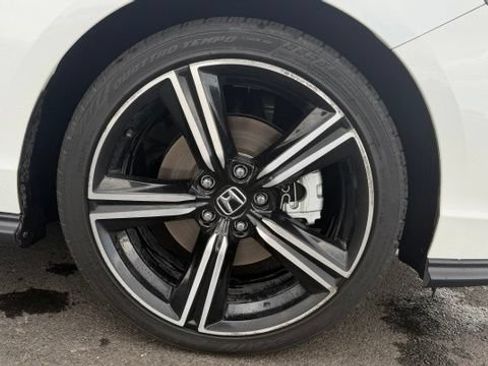 Used 2023 Honda Accord Sport image 13