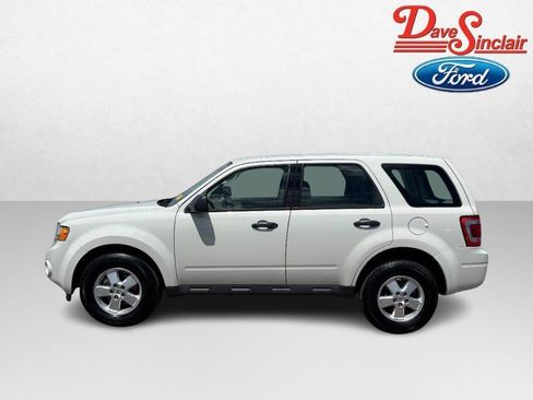 Used 2011 Ford Escape XLS w/ 101A Rapid Spec Order Code FWD image 10