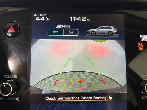 Used 2025 Subaru Outback Premium w/ Popular Package #1A image 20