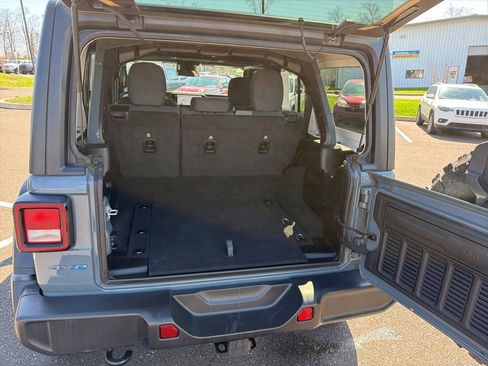 Certified 2025 Jeep Wrangler Unlimited Sport S 4xe AWD/4WD image 19