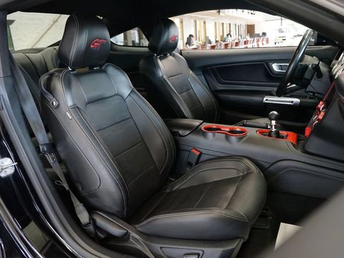 Used 2022 Ford Mustang GT Premium w/ Equipment Group 401A RWD image 46