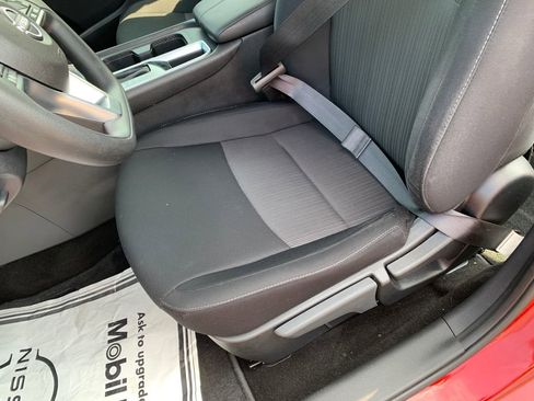 Used 2024 Nissan Sentra SV FWD image 22