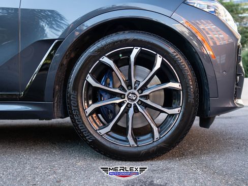 Used 2019 BMW X7 xDrive50i w/ Dynamic Handling Package image 10