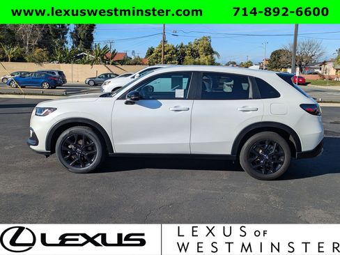 Used 2025 Honda HR-V Sport image 12