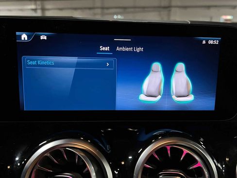 Certified 2025 Mercedes-Benz GLA 250 GLA 250 image 27