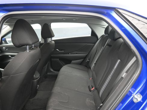 Used 2024 Hyundai Elantra SEL w/ Convenience Package image 21