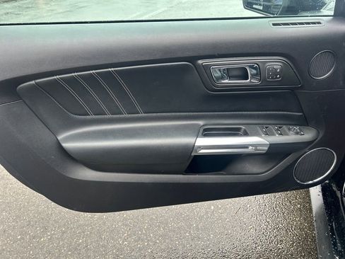 Used 2017 Ford Mustang GT Premium w/ Equipment Group 401A image 17