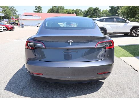 Used 2023 Tesla Model 3 Standard Range RWD image 4
