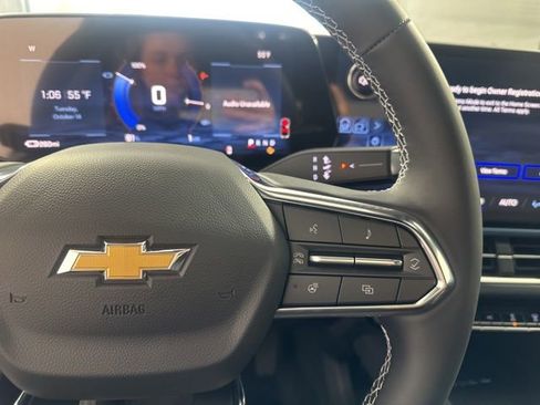 New 2026 Chevrolet Equinox EV LT AWD/4WD image 23