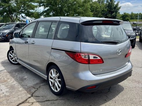 Used 2014 MAZDA MAZDA5 Touring FWD image 3