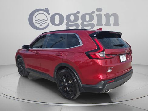 Used 2024 Honda CR-V Sport Touring image 3