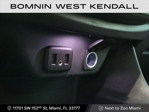 Used 2020 Chevrolet Traverse LS image 19