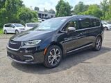 New 2026 Chrysler Pacifica Pinnacle image 2