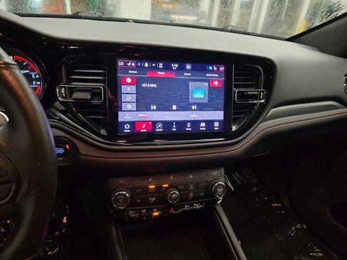 Used 2025 Dodge Durango GT RWD image 21