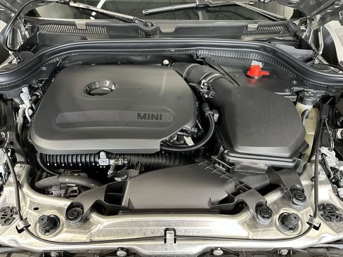 Certified 2025 MINI Cooper S image 8