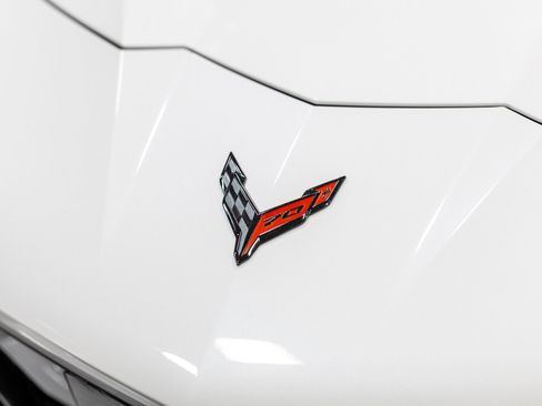 Used 2023 Chevrolet Corvette Z06 w/ Z07 Performance Package RWD image 8