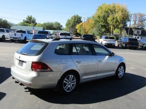 Used 2011 Volkswagen Jetta TDI image 4