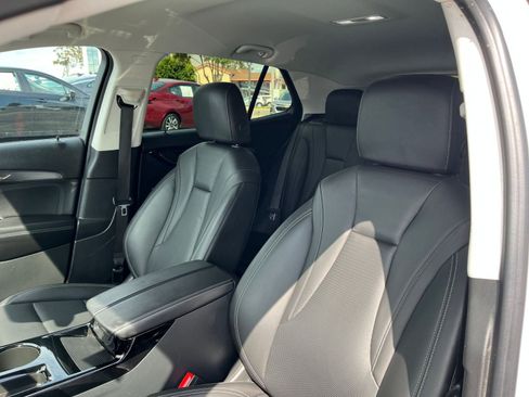 Used 2024 Buick Envision Preferred AWD/4WD image 27