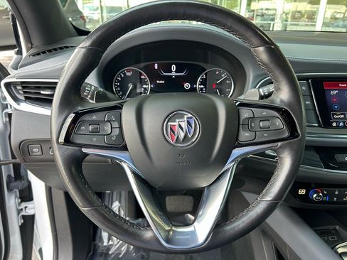 Used 2024 Buick Enclave Premium image 19
