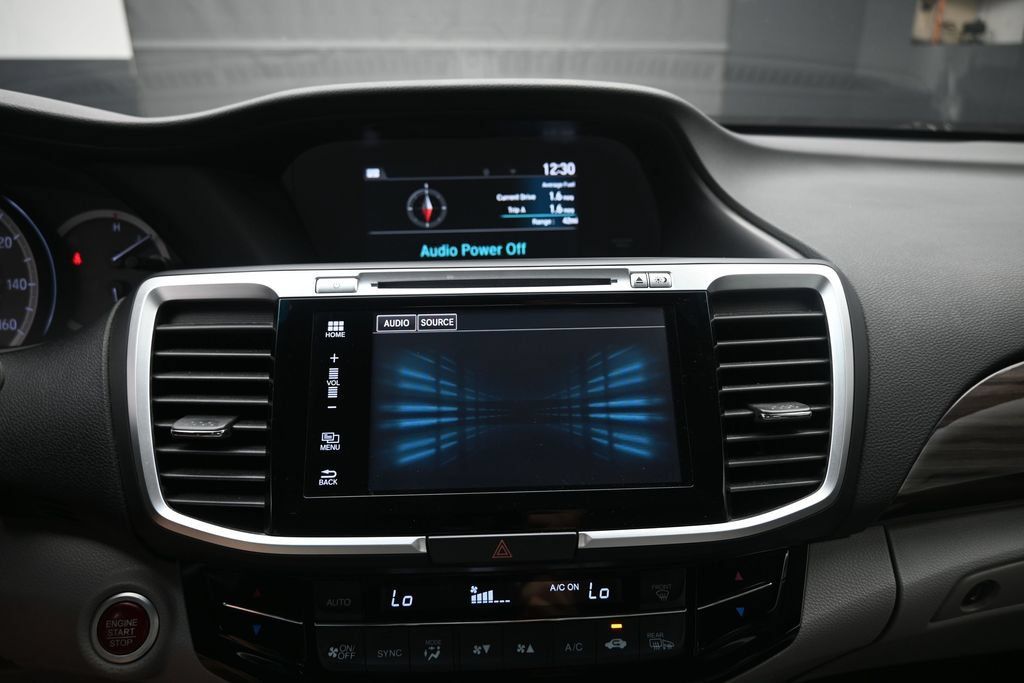Used 2016 Honda Accord EX-L image 11