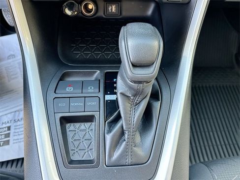 Used 2023 Toyota RAV4 XLE image 20