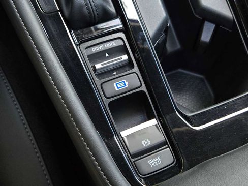 Used 2023 Honda Accord Touring image 29
