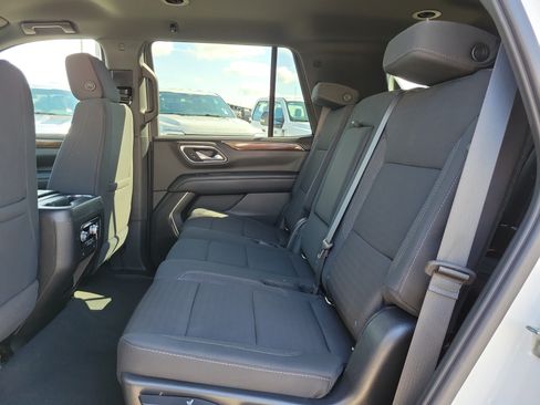 Used 2021 GMC Yukon SLE RWD image 24