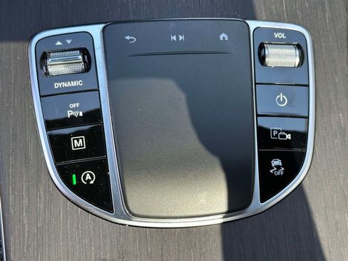 Used 2020 Mercedes-Benz GLC 300 4MATIC image 31