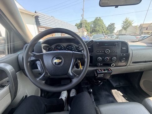 Used 2013 Chevrolet Silverado 3500 W/T w/ Snow Plow Prep Package AWD/4WD image 3