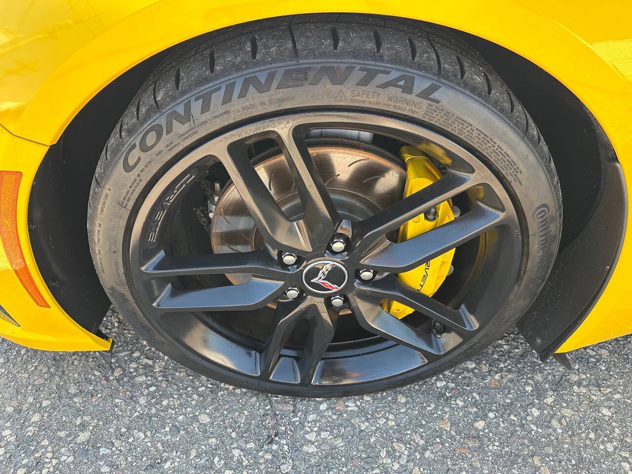 Used 2015 Chevrolet Corvette Stingray Coupe w/ 2LT Preferred Equipment Group RWD image 13