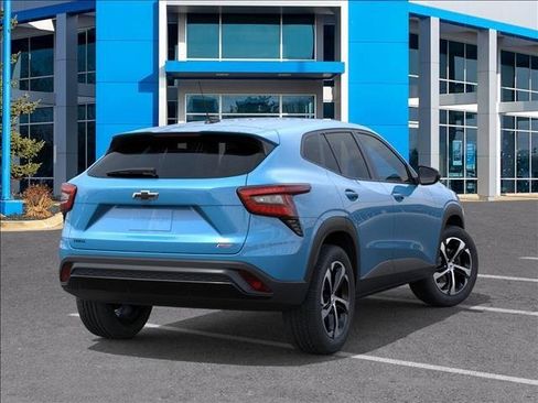New 2026 Chevrolet Trax RS image 4