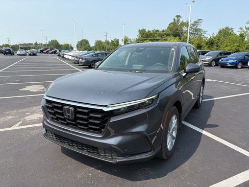 Used 2025 Honda CR-V EX image 2