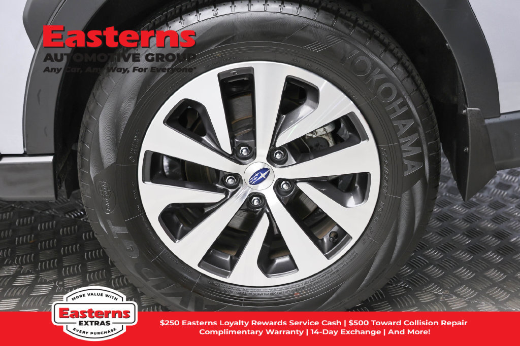 Used 2025 Subaru Outback Limited AWD/4WD image 9