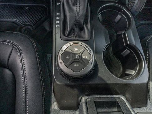 New 2025 Ford Bronco Badlands image 42