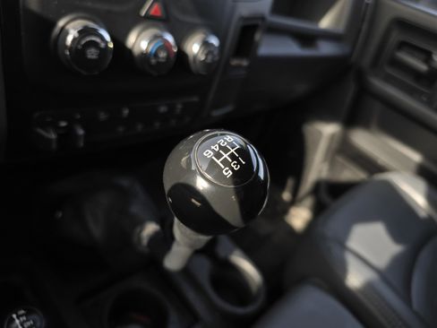 Used 2018 RAM 3500 Tradesman image 13