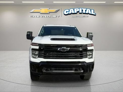 Used 2025 Chevrolet Silverado 2500 Custom w/ Custom Value Package AWD/4WD image 8