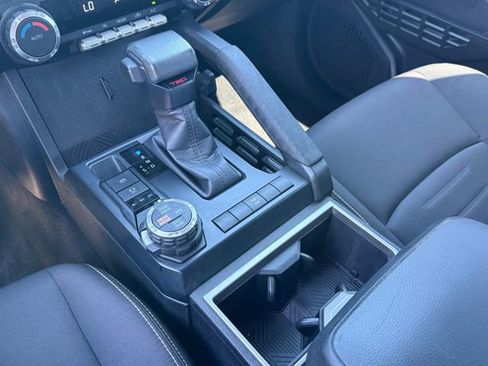 Used 2024 Toyota Tacoma TRD Off-Road image 20