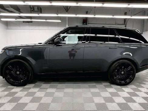 Used 2024 Land Rover Range Rover Autobiography AWD/4WD image 13