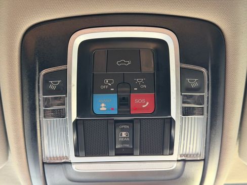 Used 2024 RAM 2500 Laramie image 41