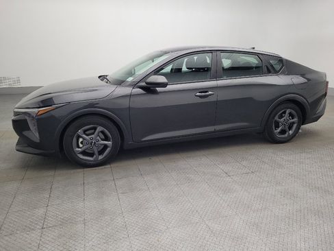 Used 2025 Kia K4 LXS FWD image 2